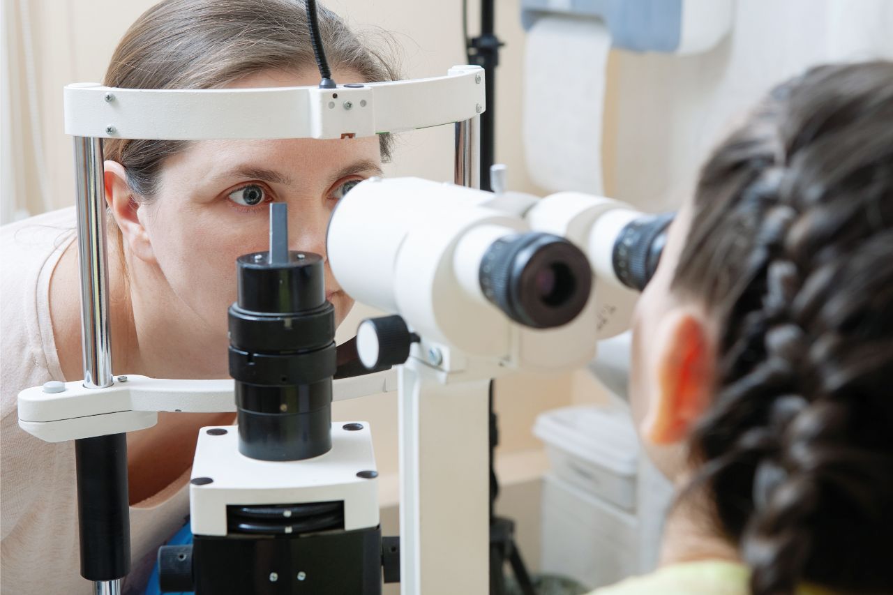 Sehstörungen Untersuchung beim Augenarzt